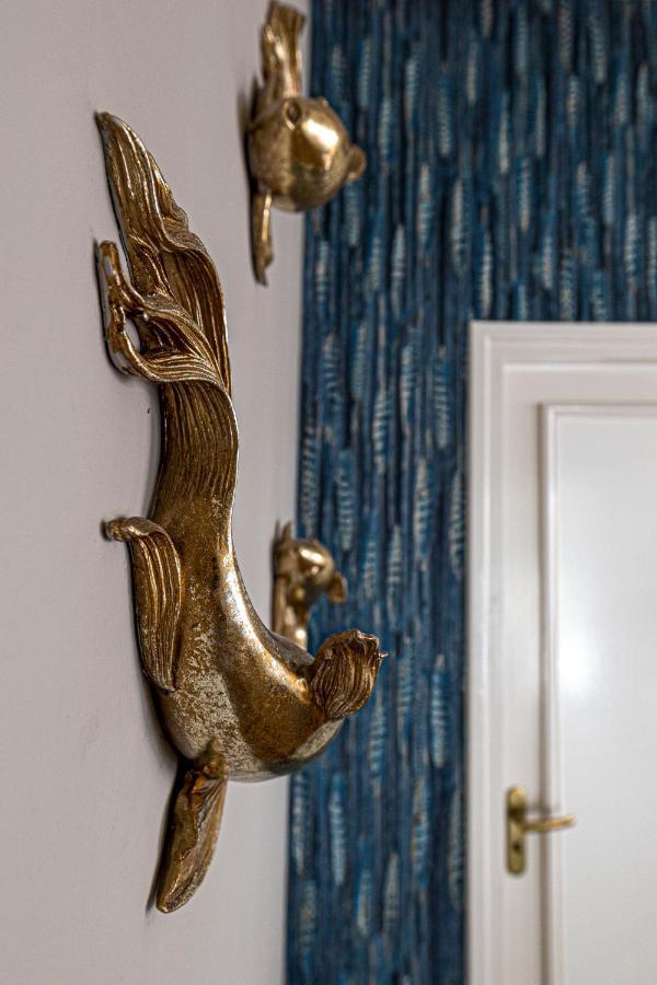Heritage 17Th Century City Apartment Monsieur Philippe ลีวาร์เดิน ภายนอก รูปภาพ