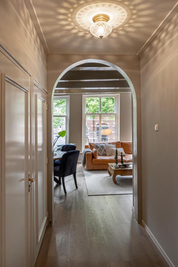 Heritage 17Th Century City Apartment Monsieur Philippe ลีวาร์เดิน ภายนอก รูปภาพ