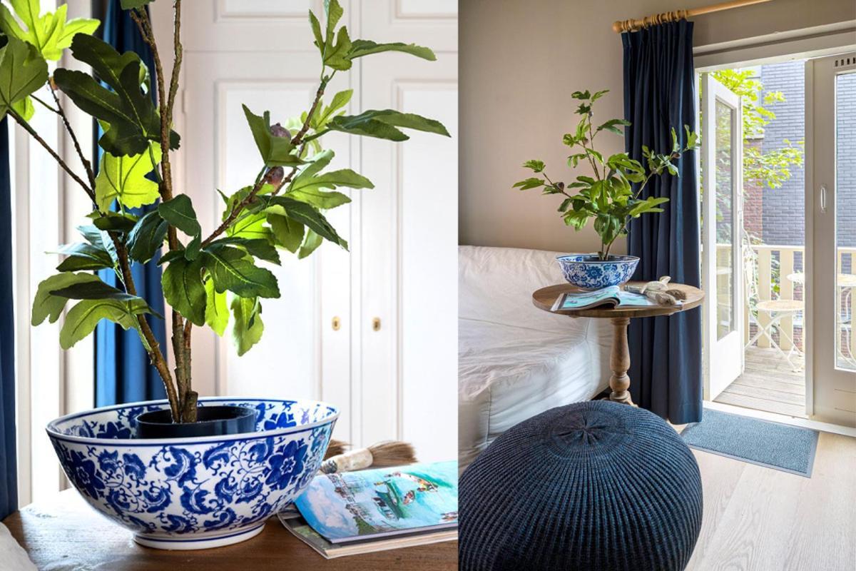 Heritage 17Th Century City Apartment Monsieur Philippe ลีวาร์เดิน ภายนอก รูปภาพ